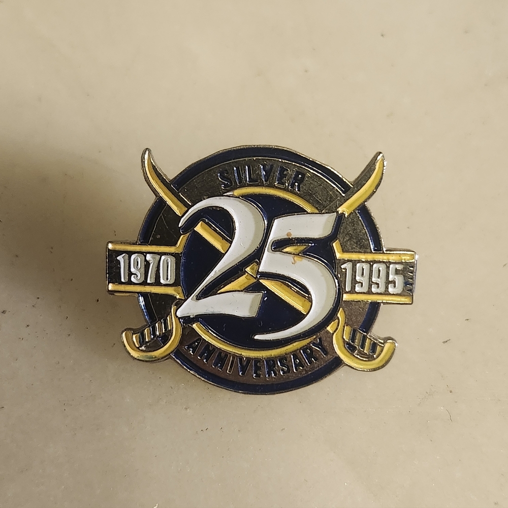 Buffalo Sabres Silver 25 Year Anniversary 1970-1995 Vintage Pin